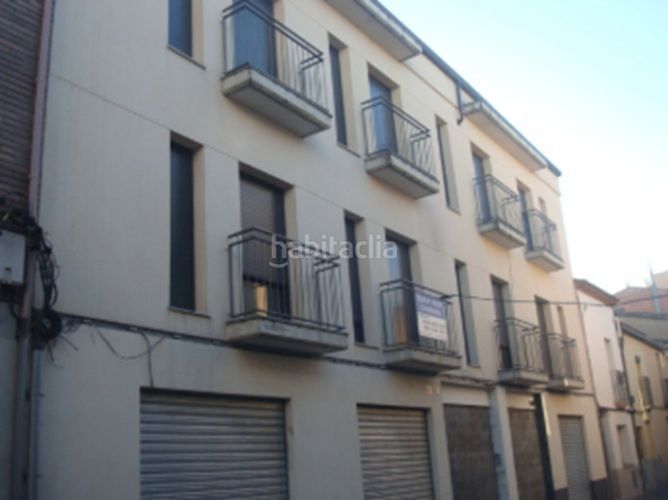 Foto 89c2f209-4bab-45f4-b0df-69e029a6c3ca. Aparcament cotxe a Veïnat Salt