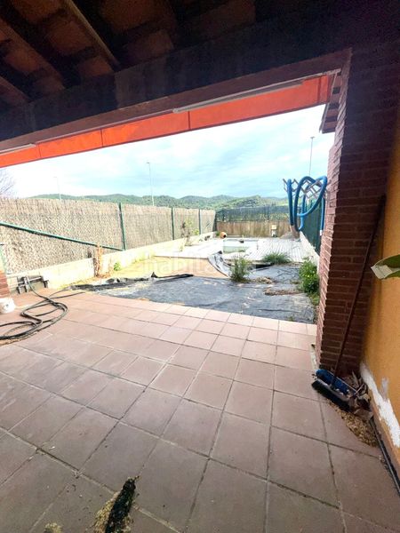 Foto c51012ec-660f-4a33-89aa-148e9fb27201. Xalet a Bescanó