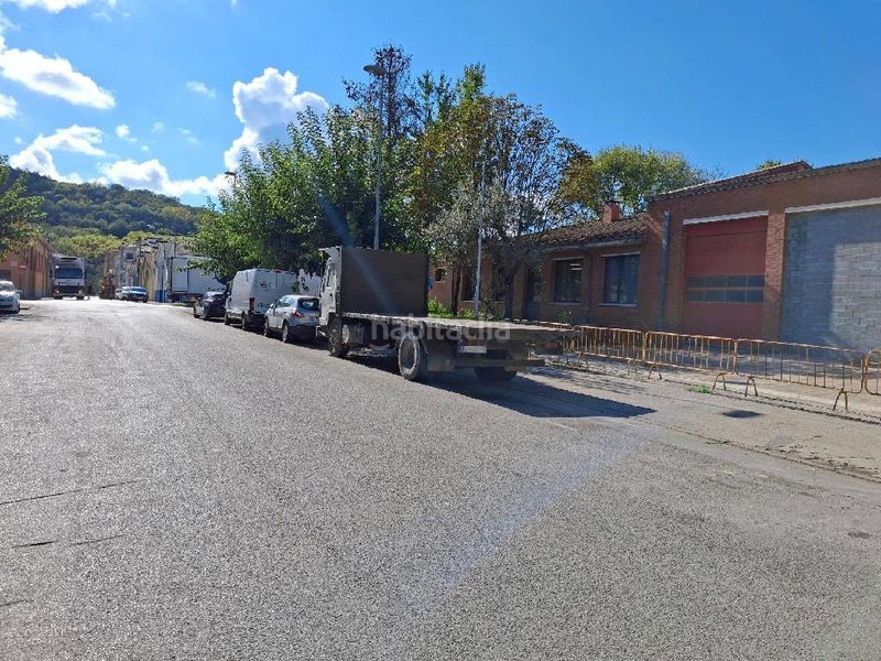 Foto 4851d1b3-60c9-4f21-852f-9dca7b94c4a9. Nave industrial en Olot