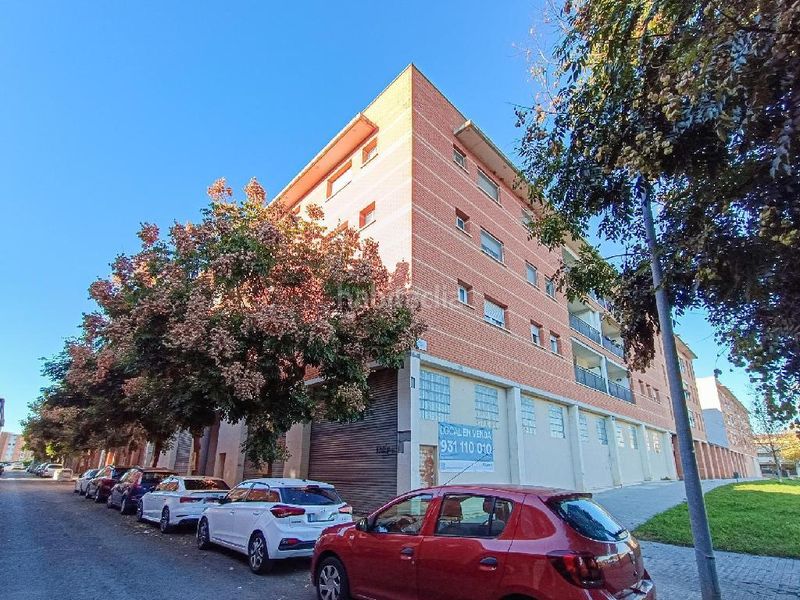 Foto 60c6cbf1-f28e-4678-9464-8e4a45503b1c. Local commercial dans Llagosta (La)