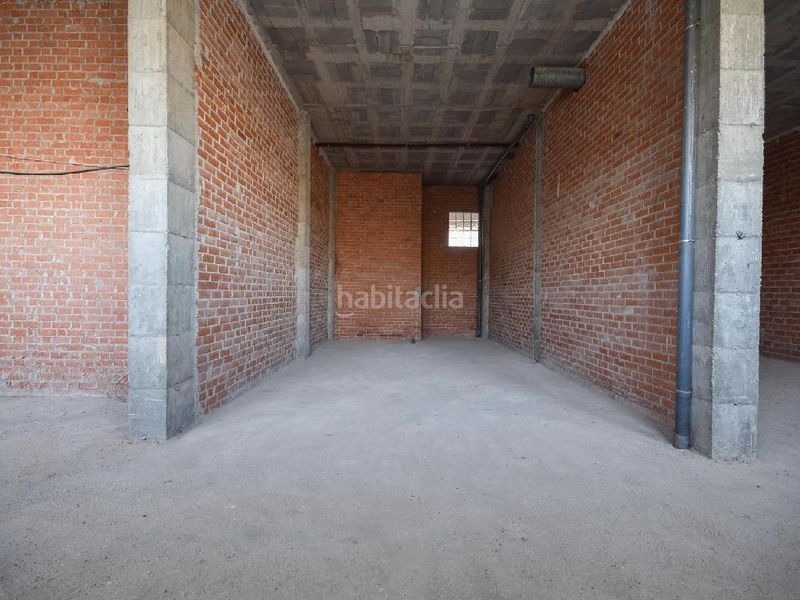 Foto 76a3b6f9-9c82-4146-bfcb-e6c637d40a96. Local commercial dans Llagosta (La)