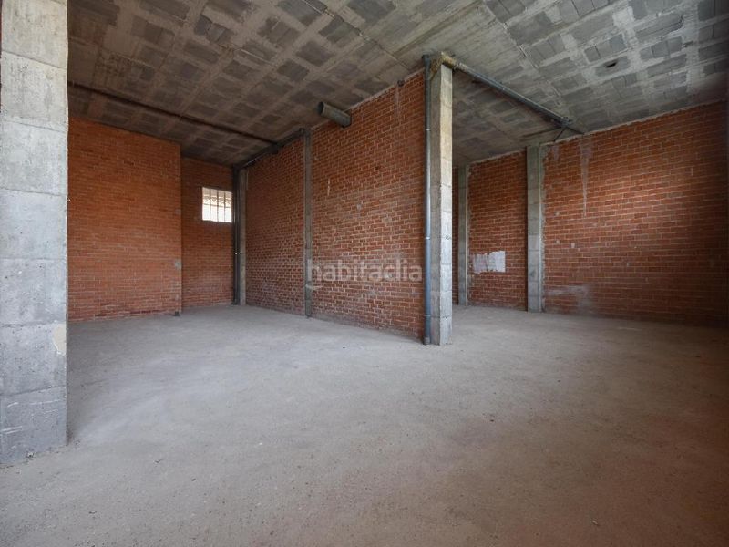 Foto 9b34be54-2bfa-4c2a-bdec-b7300e375ad2. Local commercial dans Llagosta (La)