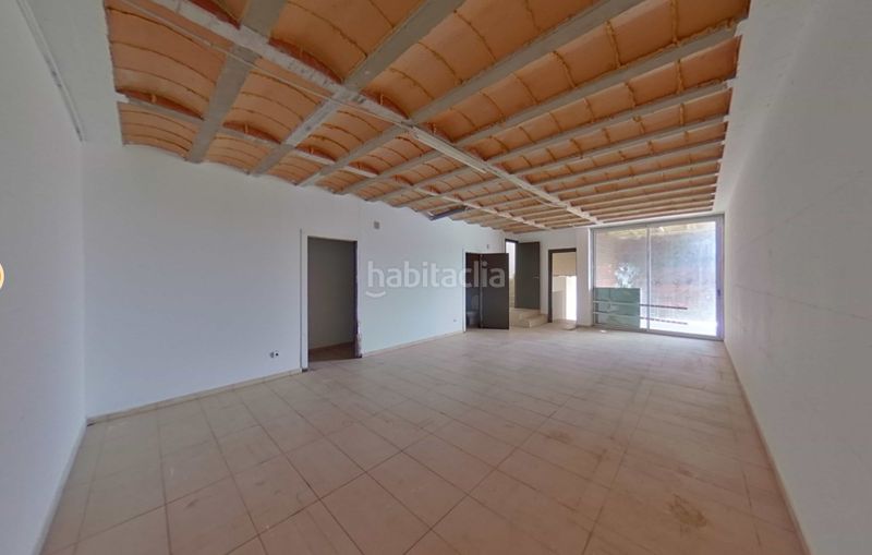 Foto e4ef3f32-4871-48c7-9268-100dbdf5c320. Casa amb aparcament piscina a Canovelles
