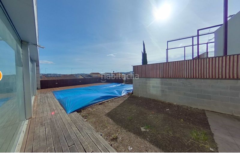 Foto f344bc20-18c8-48be-acad-83ea90a45ddb. Casa amb aparcament piscina a Canovelles