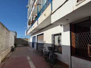 Piso  Sector puigmal. Piso de 3 dormitorios en empuriabrava � �una excelente oportunid