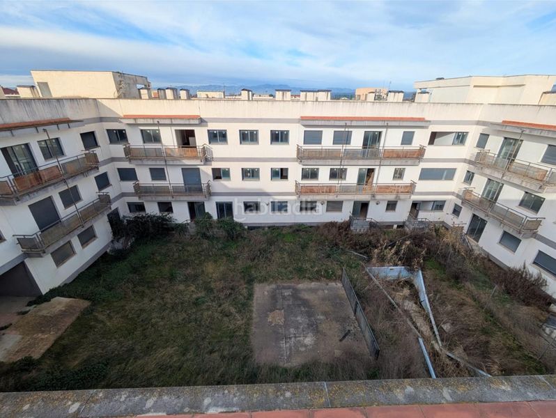 Foto 3cf4c3e7-329b-4e77-ba68-89287bcd6d55. Edifici a Deltebre