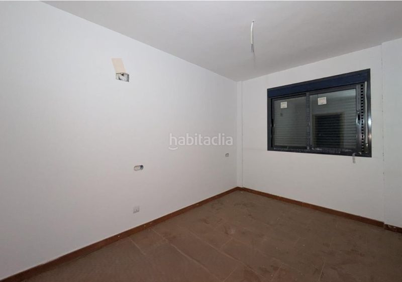 Foto 9336e1e1-3db8-4e2b-a725-1dba12cbd191. Edifici a Deltebre