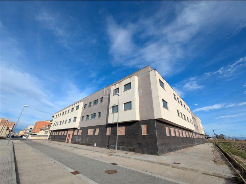 Foto cf82f4f7-6613-4d94-8c54-f2fc7661f097. Edifici a Deltebre