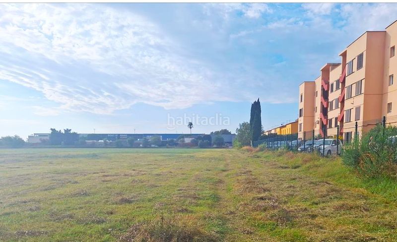 Foto fa280fd0-7ebb-45c1-b0bc-4f8d98d24920. Terreny residencial a Cadaqués