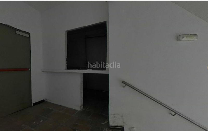 Foto b06991a4-8032-4ff9-b7e0-95f7113f28a2. Local comercial a calle limón verde 7 a Algete centro Algete