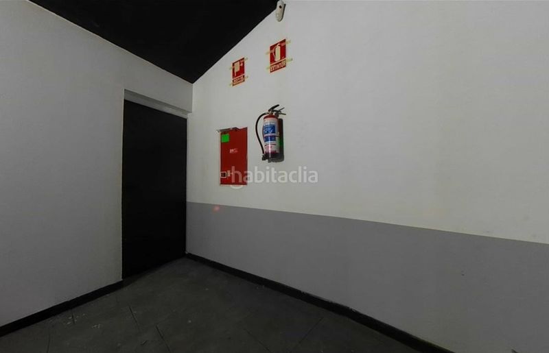 Foto d637404b-83d6-4e2b-bedf-d29731bbe0f8. Local comercial a calle limón verde 7 a Algete centro Algete