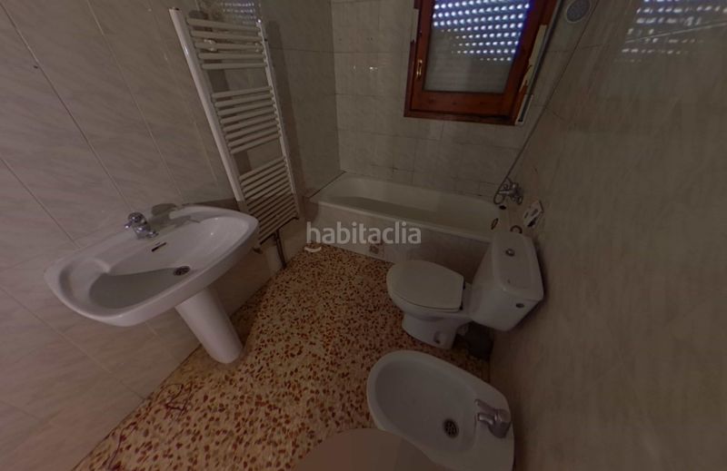 Foto 6f5c9075-3a0f-480b-93c6-13a8c6b52c6e. Casa in urbanización junior park 1200 in Riells i Viabrea