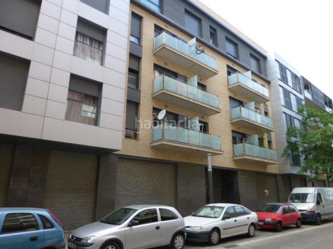 Foto 5cf3faee-5e9c-4ee2-b05e-d1544469a7aa. Aparcament cotxe a Santa Eugenia Girona