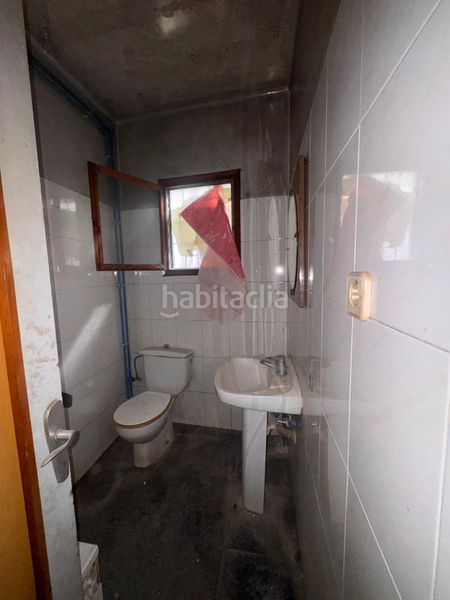Foto 19ca8602-fd99-43ed-8114-cd75bc99f163. Casa a Anglès
