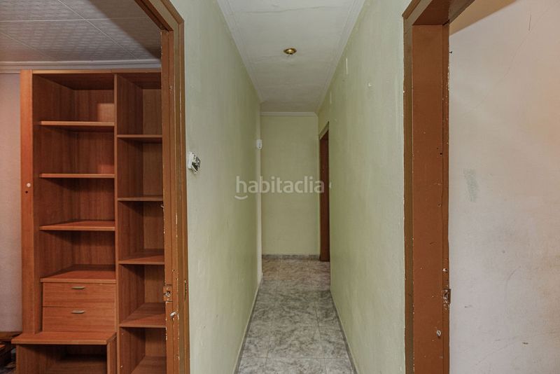 Foto 93f40f68-0841-4044-af31-9a48e8a22a89. Piso en Barri dels Escriptors Salt