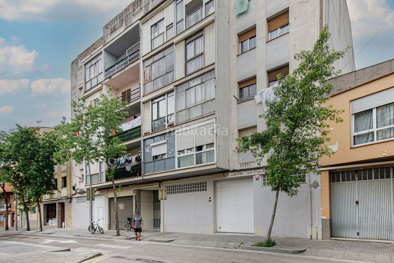 Foto a44cd0c0-9f2f-4be5-aa6c-7c6fe267245b. Piso en Barri dels Escriptors Salt