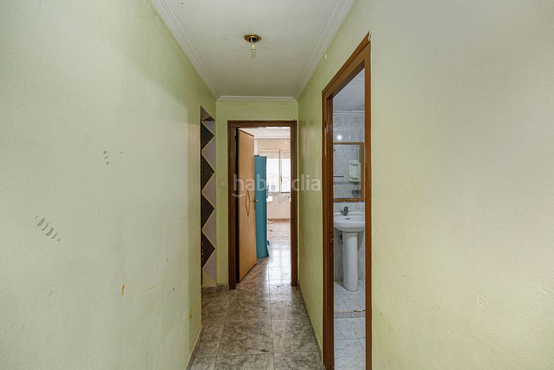 Foto f96f5894-0197-479d-a73d-9534b658c421. Piso en Barri dels Escriptors Salt