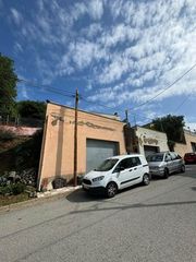 Reihenhaus  Carrer roser. Casa adosada de 167 m² con gran potencial en girona
