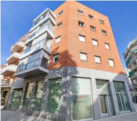 Pis a Carrer de Varsòvia