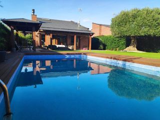 Location Chalet  N/a. Titular corto para buscadores o por si contratas un destacado.