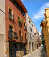 Flat in Carrer de la neu 18. Vivienda unifamiliar ocupada en castelló d’empúries