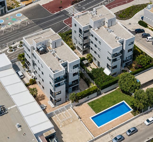 Foto 426a324c-3bb3-437c-963d-f82180e3ff2b. Pis a Passeig Marítim Miami Platja