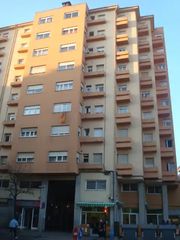 Flat  Passeig dels països catalans 16. Piso en venta en salt, girona
