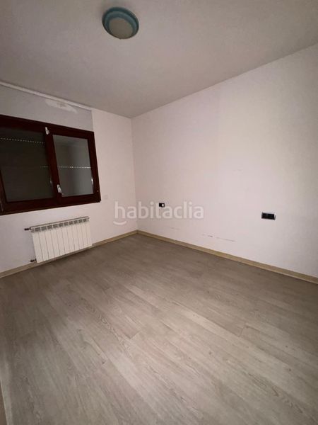 Foto e1349430-49f1-4108-adb6-15e5d348f694. Chalet in Llagostera