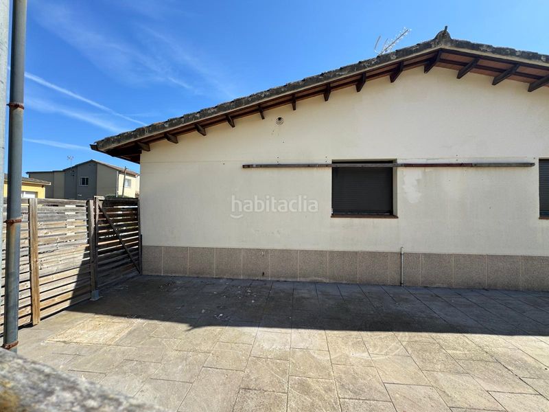 Foto f5d8741b-4036-49c9-a1be-5f3dbfdde683. Chalet in Llagostera