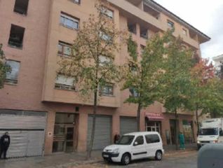 Flat  Carrer migdia 1. Plaza de garaje con trastero en c/ migdia, girona