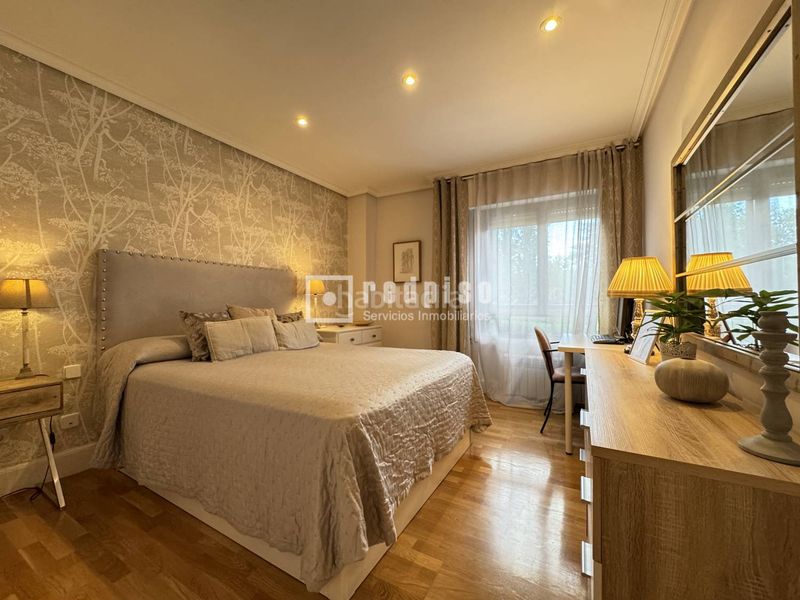 Foto ad44ccf7-6aba-49c9-9025-868c1bbd0234. Flat in de los claveles 47 in Carretera del Plantío Majadahonda
