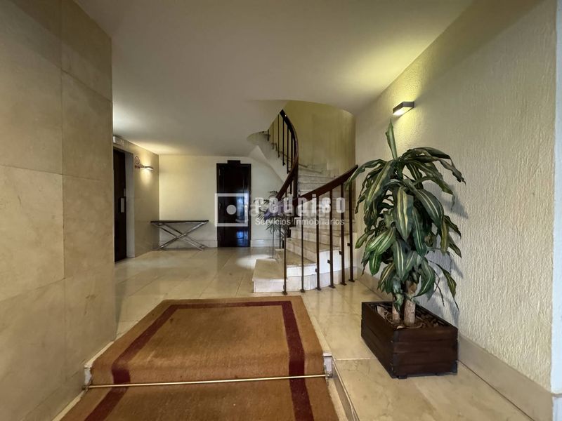 Foto ad6a7b9d-27fd-4923-81fd-d4548710b600. Flat in de los claveles 47 in Carretera del Plantío Majadahonda