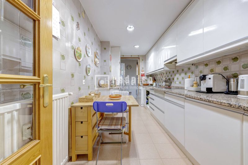 Foto 06953762-8994-4d36-9146-255015eaeabf. Flat with heating parking pool in Carretera del Plantío Majadahonda
