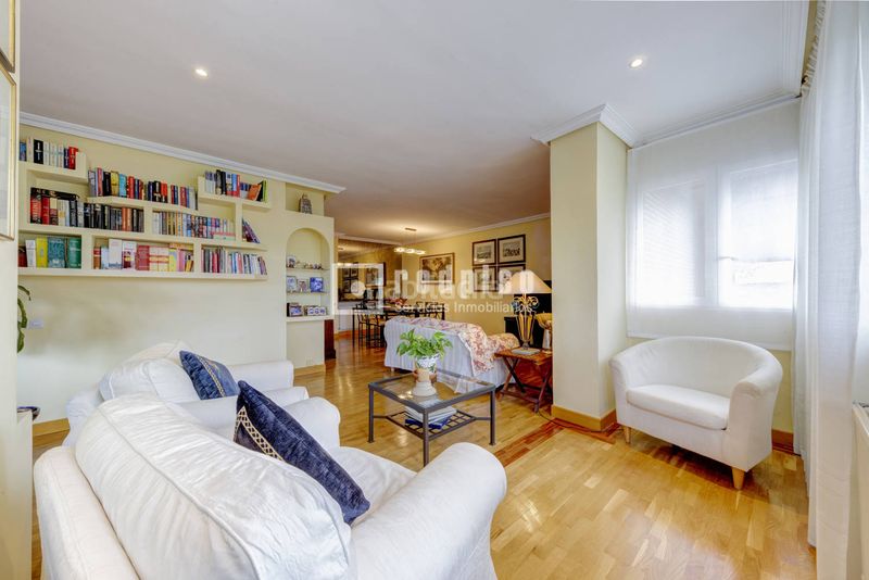 Foto a4fd40b1-d3a5-463e-9dc6-98e59fb87fee. Flat with heating parking pool in Carretera del Plantío Majadahonda