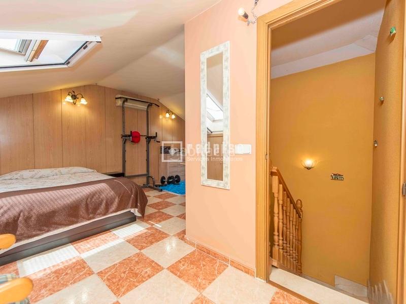Foto 5a74e2c9-ecd3-4b07-b0f5-0d4240e349c9. Ático exclusivo áticodúplex en las retamas espacio, luz natural y confort a un paso de madrid. en Alcorcón