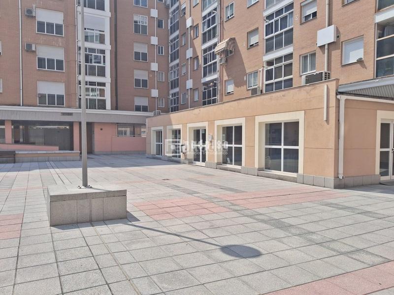 Foto 6be0fe77-6fac-4e26-b324-bb1d0f294cc3. Attique avec chauffage parking piscine dans Prado de Santo Domingo Alcorcón