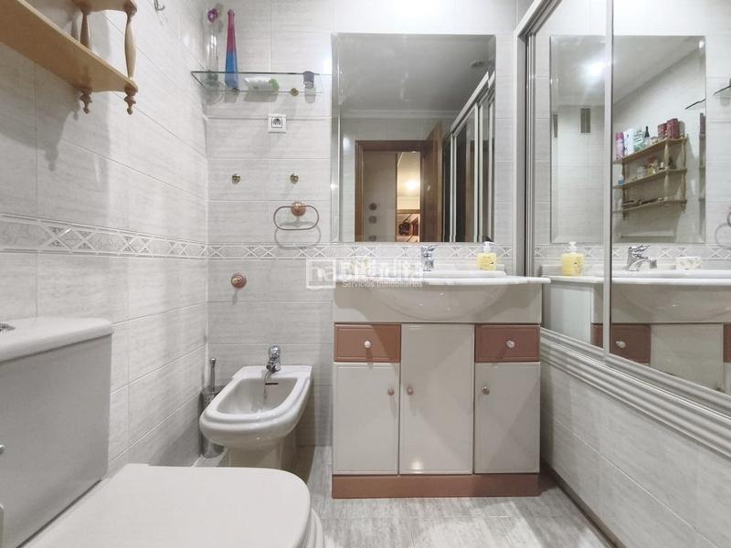 Foto bb3a847f-8156-457d-bb42-e61c5b6d8979. Piso vivienda con terraza en venta, zona las retamas! en Alcorcón