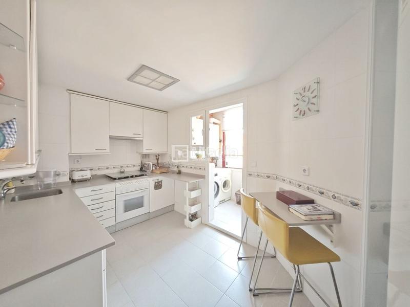 Foto 2bee2a88-ef6d-4099-abf5-39a720d8ce30. Attico con riscaldamento parcheggio piscina in Prado de Santo Domingo Alcorcón