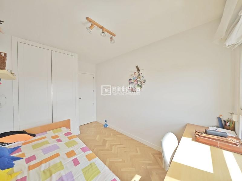 Foto 8a5846e8-3cd4-4f64-b429-cdc3bf25f46b. Attico con riscaldamento parcheggio piscina in Prado de Santo Domingo Alcorcón