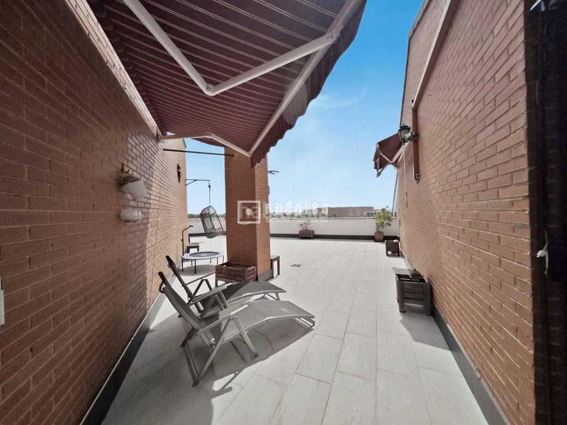 Foto 9c23e1c7-013b-43e3-83ba-1572218ccfdc. Attico con riscaldamento parcheggio piscina in Prado de Santo Domingo Alcorcón