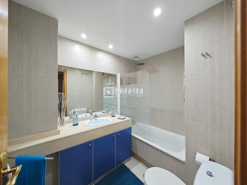 Foto 88d7378b-f053-4c9d-88b1-ef826f874be0. Flat with heating pool in Prado de Santo Domingo Alcorcón