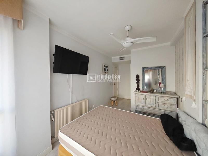 Foto ed984a6d-5c53-423d-b7c9-960ac2d4df9f. Flat with heating parking pool in Prado de Santo Domingo Alcorcón