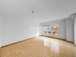 Location Appartement à Prado de Santo Domingo. Vivienda de 3 dormitorios en alquiler, zona las retamas!