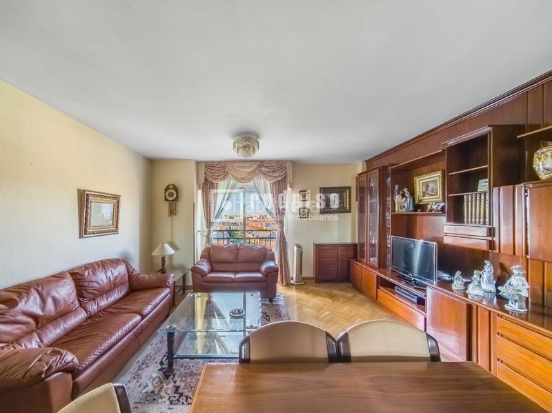 Foto 0bfb3861-82f5-4532-9368-e4e003d6c13a. Flat with heating parking pool in Prado de Santo Domingo Alcorcón