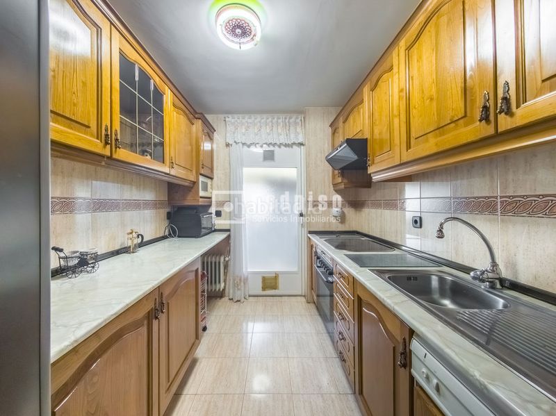 Foto 2dcc3973-0d71-487f-8d55-aae0857de84e. Flat with heating parking pool in Prado de Santo Domingo Alcorcón