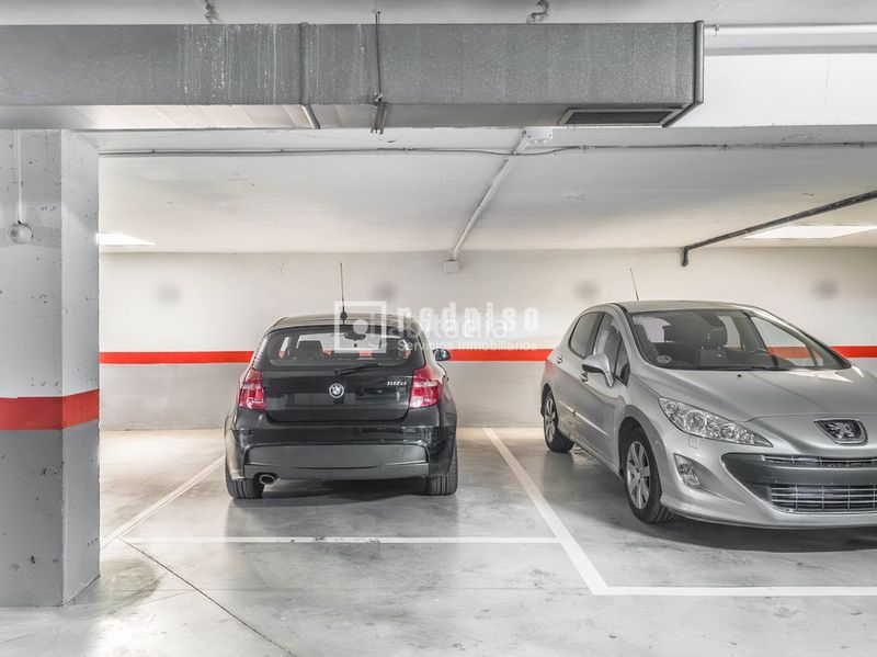 Foto 5a6db868-f936-4fc8-8b9d-add978ff8324. Flat with heating parking pool in Prado de Santo Domingo Alcorcón