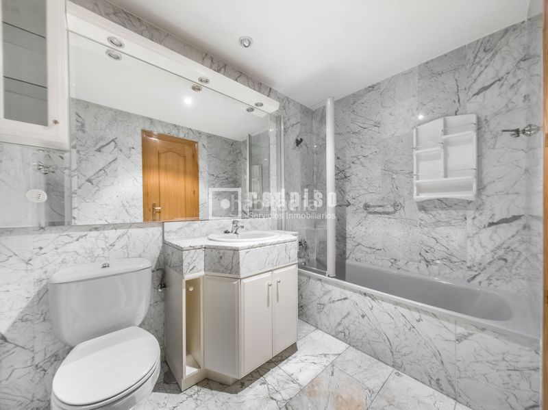 Foto 8d882c25-0a90-4a02-ae38-6793bfebeaf3. Flat with heating parking pool in Prado de Santo Domingo Alcorcón