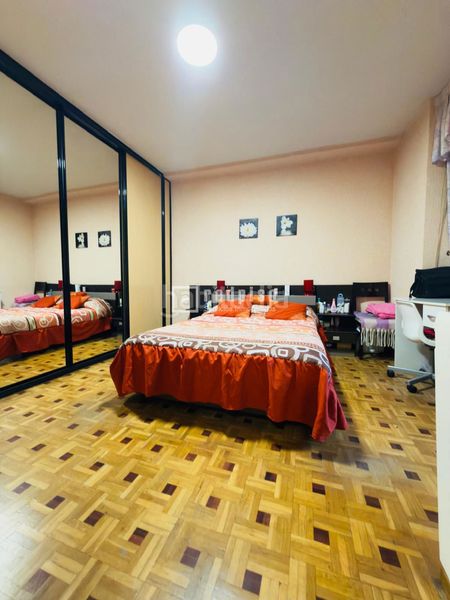 Foto 4eaad7dc-7989-43cd-8b7c-9d3721b5b44c. Pis a Palomeras Bajas Madrid