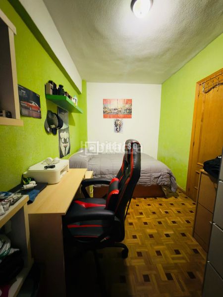 Foto 7aa6dec1-309a-4d6a-9bb6-66efd0b494a1. Pis a Palomeras Bajas Madrid