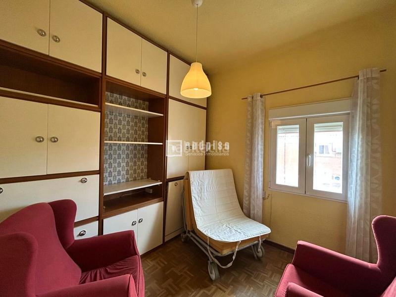 Foto b60a2c27-e878-4232-8326-5dd1e2043dfd. Piso redpiso plaza eliptica vende piso espectacular en Madrid